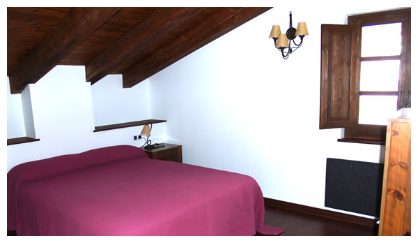 Casa Vella Garibaldi combles chambre double